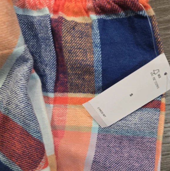 NWT Old NAVY Colorful Plaid Women's Pajamas Set - Picture 3 of 5